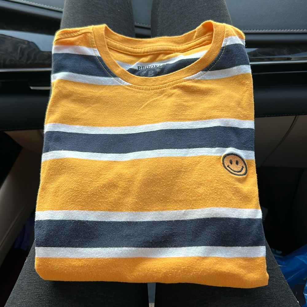 Brooklyn Laundry ~ stripped t-shirt with smiley face patch! Size M (10-12)